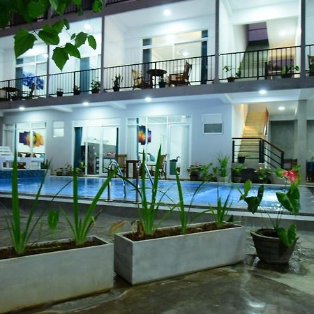 Di Sicuro Tourist Inn Hikkaduwa Dış mekan fotoğraf