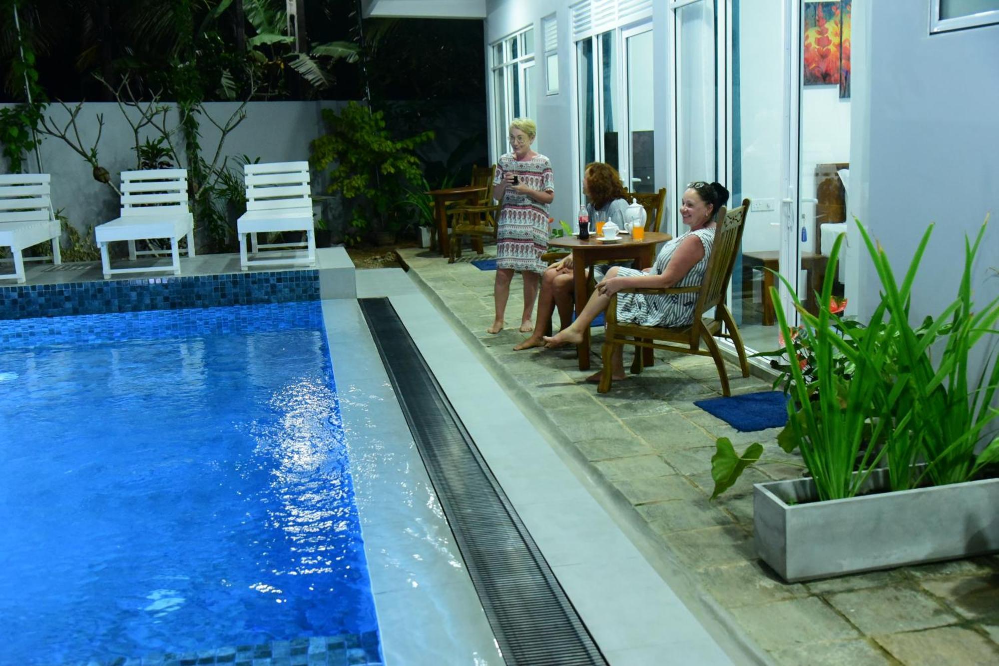 Di Sicuro Tourist Inn Hikkaduwa Dış mekan fotoğraf