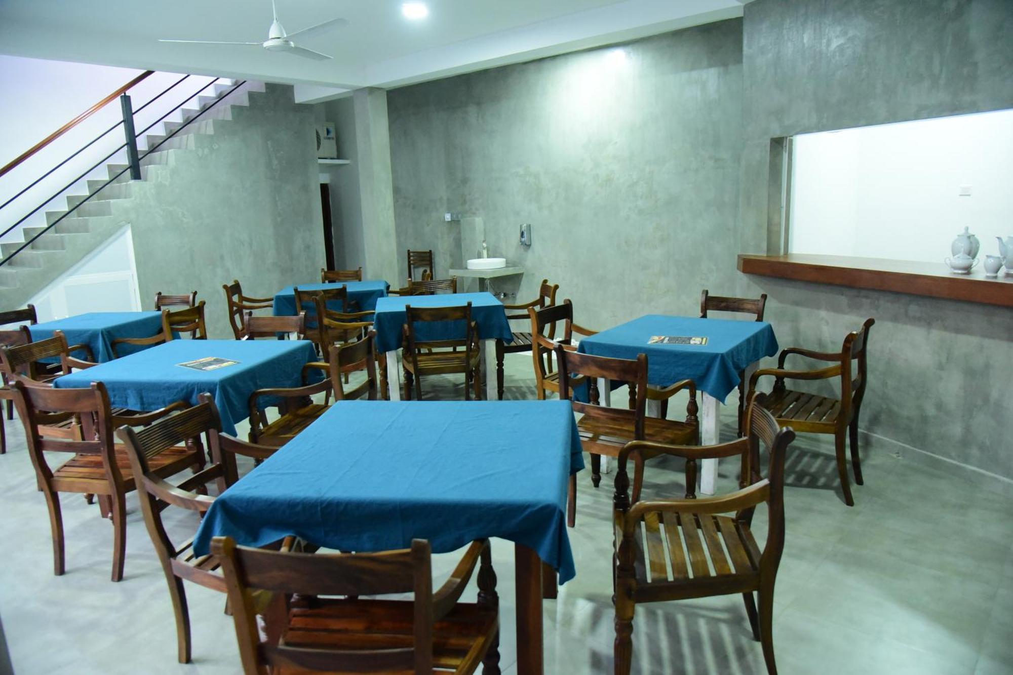 Di Sicuro Tourist Inn Hikkaduwa Dış mekan fotoğraf