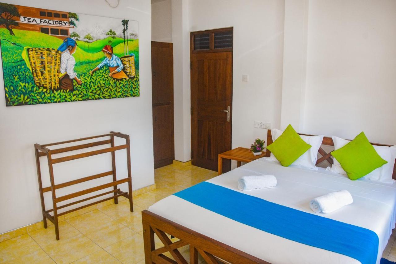 Di Sicuro Tourist Inn Hikkaduwa Dış mekan fotoğraf
