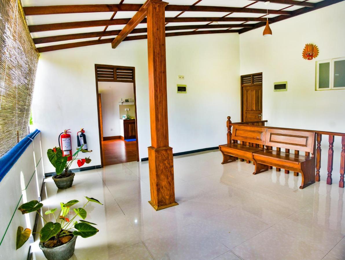 Di Sicuro Tourist Inn Hikkaduwa Dış mekan fotoğraf