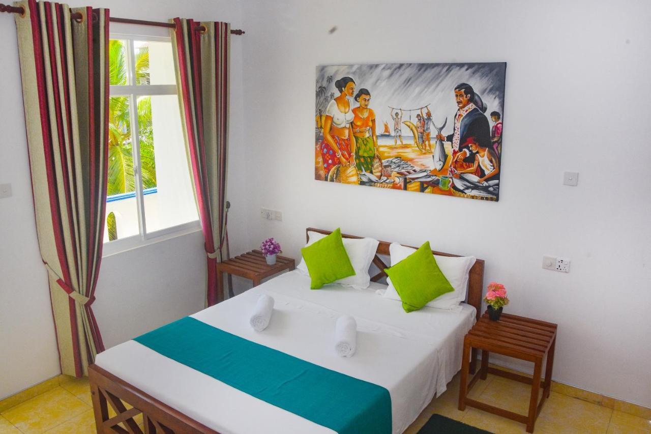Di Sicuro Tourist Inn Hikkaduwa Dış mekan fotoğraf